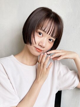 アイティーバイアルバム 八王子店(IT by ALBUM) 顔まわりウルフボブ_斜めバンググレージュカラー_69203