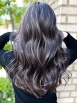 ジルブラン 横浜関内(JIL BLAN)&nbsp;ハイライトダブルカラーレイヤーカットベージュカラーハイトーン