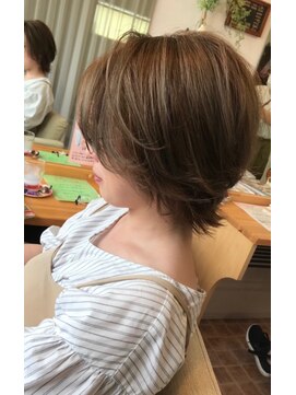 ヘアサロン ワンワールド(Hair Salon One World) ショートウルフボブ