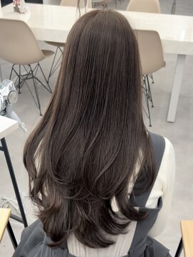 プラチナ(PLATINA) ハイレイヤーレイヤーカットブリーチ無しカラー顔周り韓国