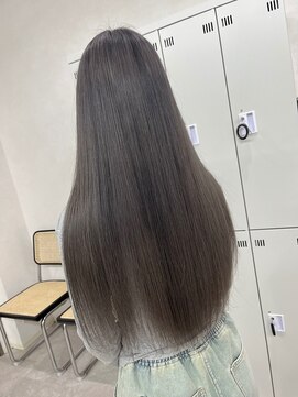 セイル(Sail) グレー×ロング8.22ハイライトカラー