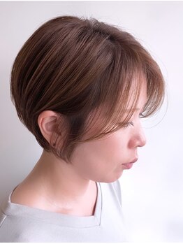 ヘアーストーリー (HAIR STORY)の写真/【富田/寿町】経験豊富なスタイリストが大人女性ならではのお悩みを解消◇白髪染めやグレイカラーもお任せ*