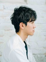 エンネ(enne)&nbsp;enne/センターパート/メスパイラルパーマ