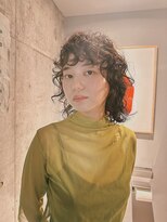 ナヌーク ダイカンヤマ(nanuk daikanyama)&nbsp;レイヤーパーマ・くせ毛風パーマ・暗髪