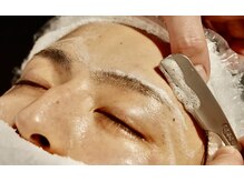 当店のシェービングはお客様の肌質に合わせ３種類の刃をご用意。