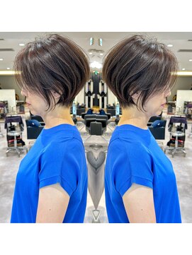 バンプ ギンザ(BUMP GINZA) 30代40代50代大人ショート髪型丸顔前髪あり似合わせ　安