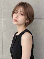 メドウ(meadow) 顔周りカット ショートボブ ダブルカラー ブラウンベージュ 艶髪