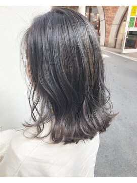 モルニ(MORNI) アッシュグレー_マロンベージュ Aラインボブ かきあげ