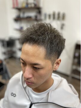 ザバーバーサッポロ(THE BARBER SAPPORO) ツイストパーマ