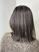 アップシーデイジー(upsy daisy)&nbsp;ホワイトハイライト