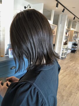 リリィ 津南店(Lilie) グレージュボブ