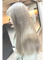 ディア(.eer)&nbsp;ホワイトミルクティーカラー＃ハイトーンカラー＃ツヤ髪