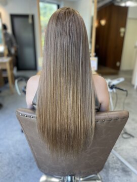 フツーロ 栄(FUTURO) プルエクステ エクステ ハイトーン