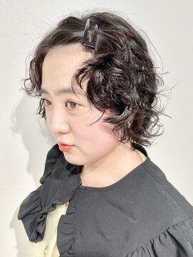 コス(KoS) レイヤーカットウルフボブパーマ