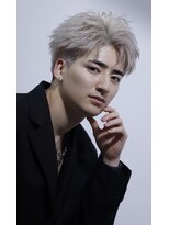 リップス 表参道店(LIPPS)&nbsp;ホワイトシルバー【フェザーショート】