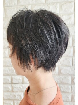 松本平太郎美容室 吉祥寺パートファイブ(PART5) シャギーショート