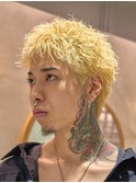 渋谷スパイキーショートアップバンクフェザーショートパーマ