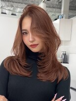 ヨロ 小岩(YOLO) ダブルカラー海外レイヤーカットケアブリーチダブルカラー