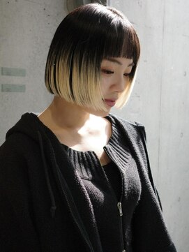 キャロルガーデンズ ボコカ 表参道(Carroll Gardens bococa) 【riNa】bob 切りっぱなしbob デザインカラー