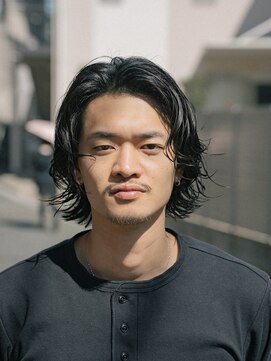 ペルズヘア(PELLS HAIR) ミディアムセンターパート大人センターパートメンズミディアム