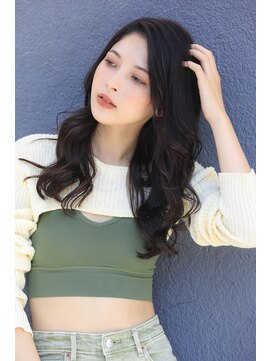 ララルーモ(LaLarOomo) 黒髪かき上げスタイル