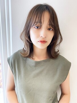 ブロウ ネックス ザ サロン 表参道(VLOW nex the salon) vlow表参道  ヨシンモリ　流れるレイヤー　髪質改善　韓国　長屋