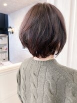 キャアリー(Caary)&nbsp;福山市美容院　人気　小顔補正立体カット caary前下りボブ