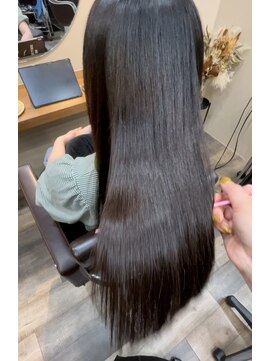 シーン(seen.) 縮毛矯正×ロング【平】