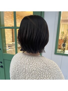 タリナ(Tarina) 切りっぱなしレイヤーボブ♪