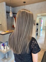 リエンスクレア(RIENS xrea)&nbsp;ナチュラルローレイヤーカット*ハイライトカラー*ベージュカラー