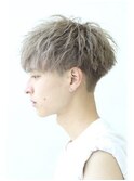 LIPPS全店カラーNO1指名がつくるホワイトベージュマッシュ