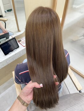 ジーナ サンシャイン通り池袋(Zina) Olive beige【 Zina 保科侑花】