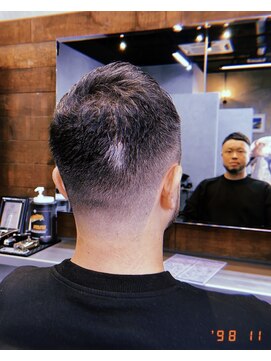 タフ バーバーショップ(TOUGH BARBER SHOP) ナチュラルショートスタイル