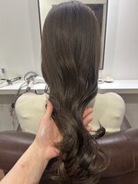 インビテーション(invitation) ペールベージュ