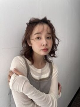 テンバイシオミエイチ(10 by shiomi H) 前髪パーマアレンジ