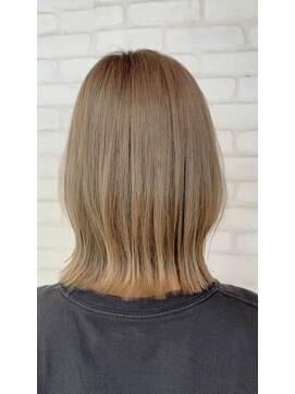 ビス リアン 川口店(Vis lien) 10代20代外ハネボブミルクディベージュ