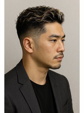 フランクスバーバーザスタンド(Frank’s barber the stand) サーフカール/スパイキーショート/極道パーマ/飯田橋E