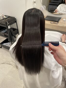 ノエル(NoeL) 【ボブ/ショート/マッシュショート/レイヤーカット/髪質改善】