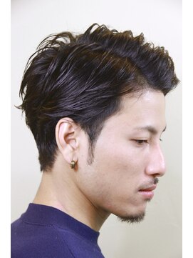 ルスキニア(Luscinia) アダルティーな7：3ショート