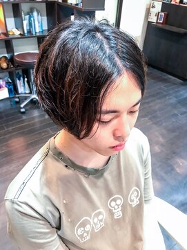 オムヘアーバイグルーマーズ(HOMME HAIR by GROOMER/S) #センターパート#アンニュイ#メンズボブ#hommehair2nd櫻井