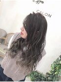 動くたびに ニュアンス変わる3Dカラー☆