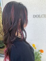 ドルチェ(DOLCE) 黒髪ピンクハイライト
