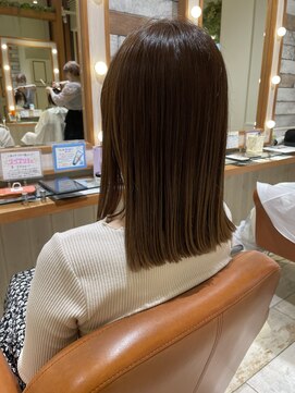 ネオリーブ クタ 町田店(Neolive kuta) 髪質改善×オイルだけで完成するぱつっとセミロング【町田】