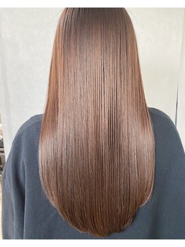 プラグ バイ ネオリーブ(plug by neolive) 大人ガーリー/チョコレート×髪質改善 [髪質改善/縮毛矯正] ◎