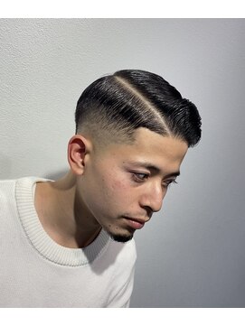 サップ 茨木店(Sup) 大阪バーバーショップ/茨木フェードカット/新大阪フェード/吹田