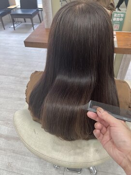 ソワン ドゥ ブレス 立花店(soin de brace) ヤクジョカラー×チョコレートブラウン/小顔