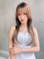 ロジッタ(ROJITHA)&nbsp;【ROJITHA原宿表参道】ミルクティーベージュ×レイヤーカット