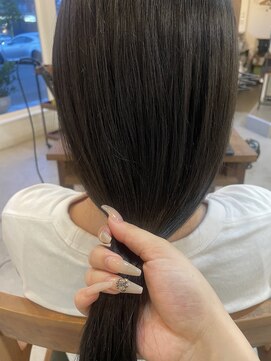 ソーイ(sowi) 暗髪カラー