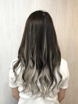 グロス 心斎橋(GLOSS)の写真/【学割U24】クーポンでお得に可愛く、周りと差がつく最旬STYLEへ♪学生に嬉しいお手頃価格で通いやすさも◎