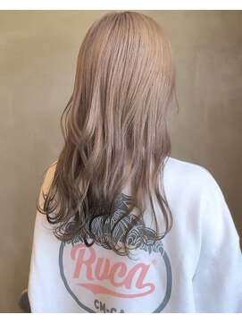 イキプラスディードットログ 大和八木駅前店(ikii+D.Log) ミルクティーベージュ/ダブルカラー/ハイトーン/ロング/大和八木